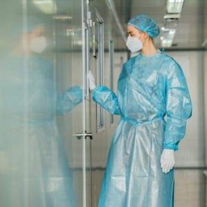 100 Pack LEVEL 1 PP Disposable Isolation Gowns with Elastic Cuff, Latex-Free, Non-Woven, Fluid Resistant, Dental, Medical, Hospital, Industries, ONE SIZE FITS ALL (100 PCS=10 Bags)
