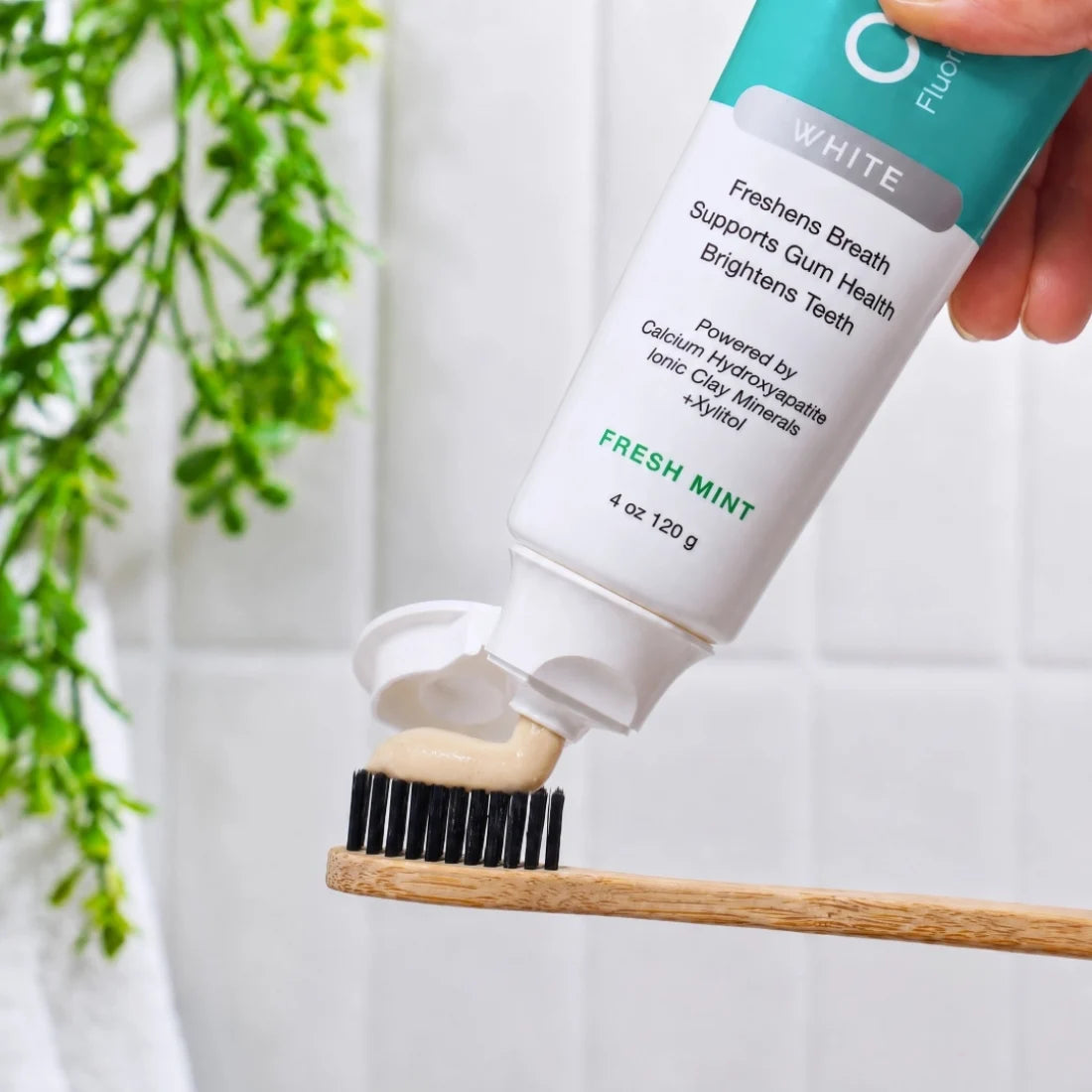 CLAYBRITE™ Toothpaste White